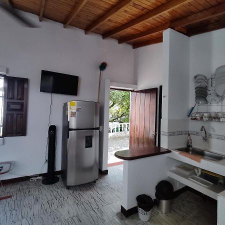 Cabana 52 En La Aldea Doradal Santorini Colombiano Экстерьер фото
